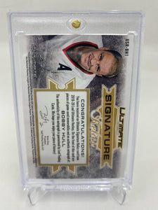 2020 Leaf Ultimate Signature Relics Bobby Hull Auto 4/4